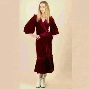 Kristinit Ruby Biancia Velvet Dress